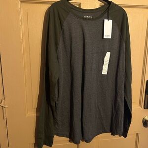 Men’s Goodfellows long sleeve top size Large size XL
